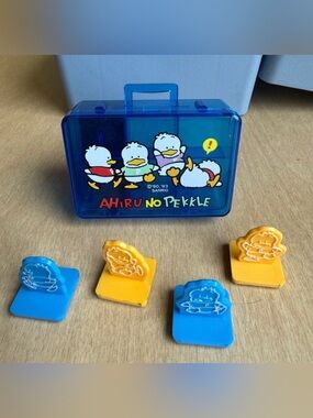 Sanrio Ahiru No Pekkle Stamp Set OS Blue Good 1993 Vintage Case 4 Stamps Japan
